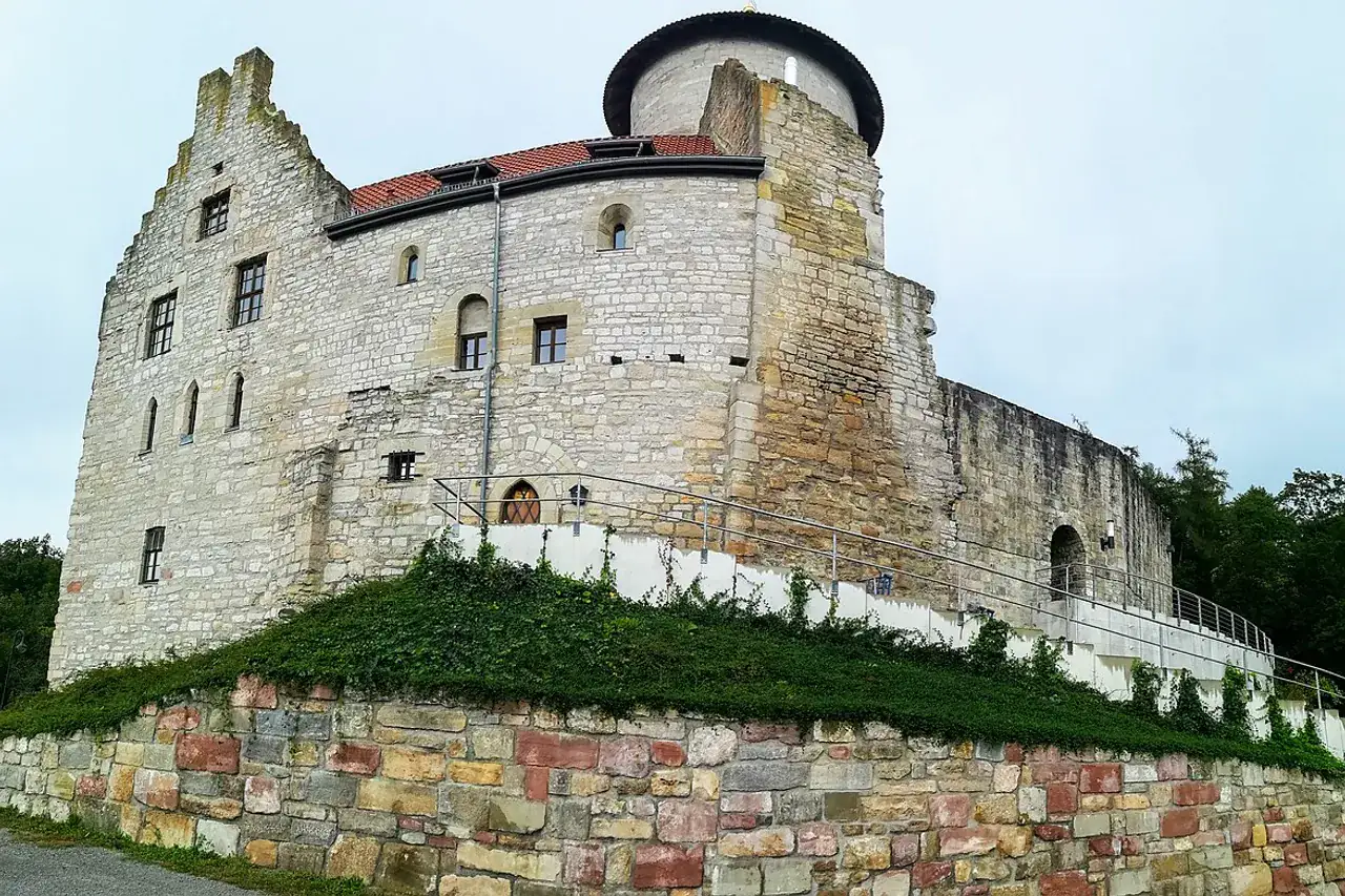Burg Normannstein – widok 4
