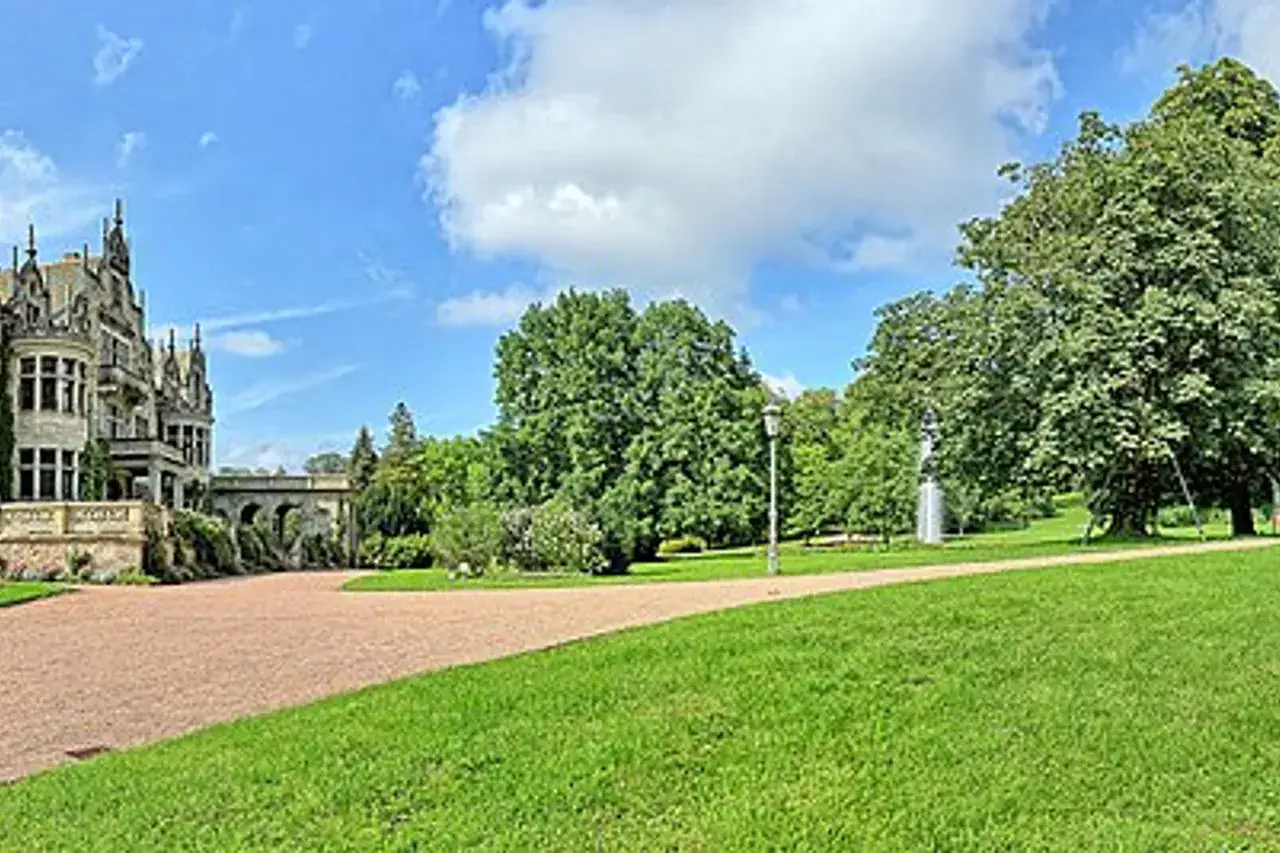 Schloss und Park Altenstein – widok 1