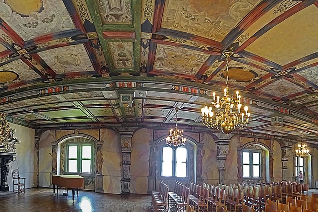 Schloss Wilhelmsburg – widok 1