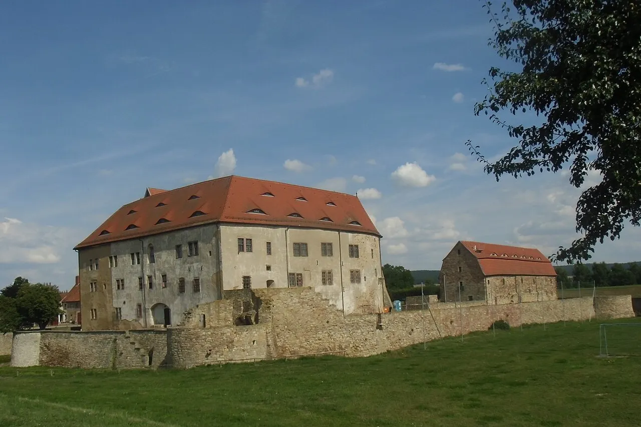 Wasserburg Heldrungen – widok 2