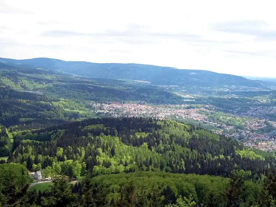 Blick vom Ruppberg in Richtung Zella-Mehlis.